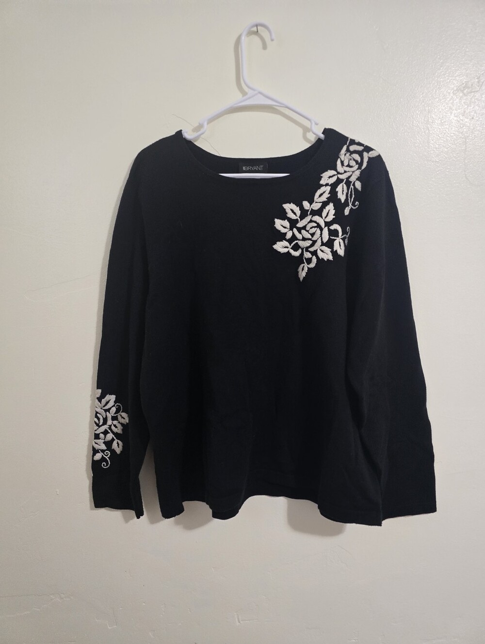 Lane Bryant Size 18 Black Blouse White Floral Embroidery Romantic Whimsigoth